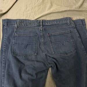 Women’s Blue Jeans